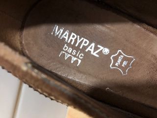 zapato de tacón antelina marrón