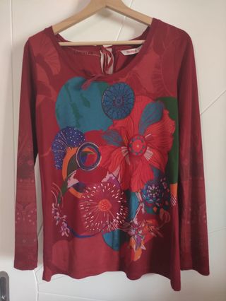 Camiseta desigual talla M