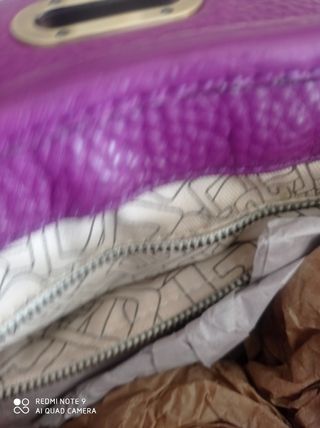 Alegre bolso en piel de Gloria Ortiz