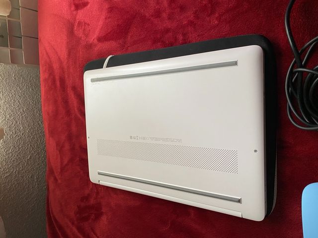 Portátil HP 15s-fq1008ns