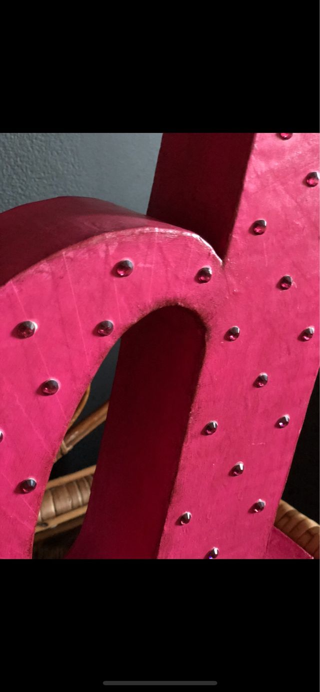 Letra en papel maché