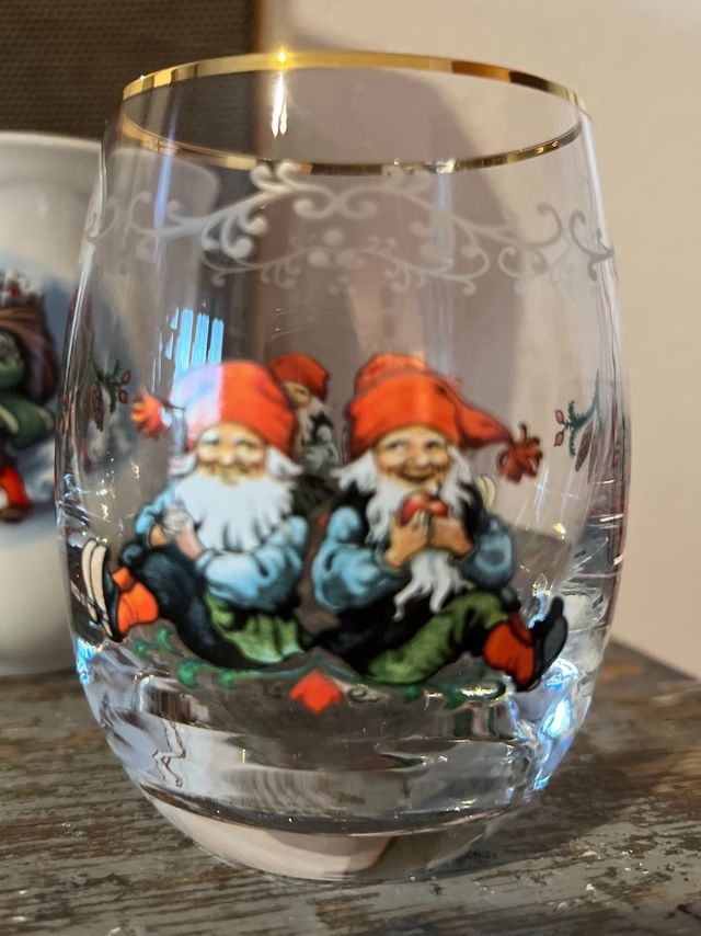 TAZAS Y VASOS NAVIDAD