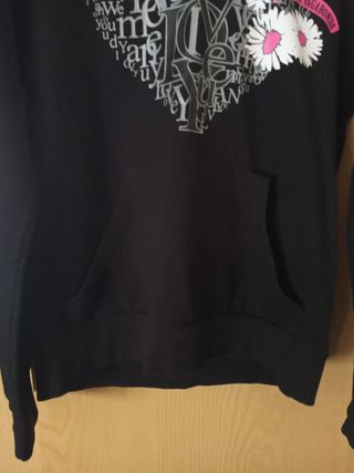 Felpa cin cappuccio "Monella Vagabonda"