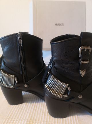 Botines tacón HAKEI