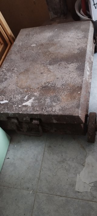 Báscula antigua para pesar sacos grandes