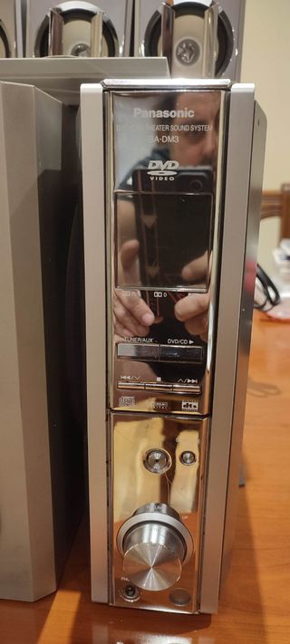 Panasonic DVD Home Theater SA-DM3 y 