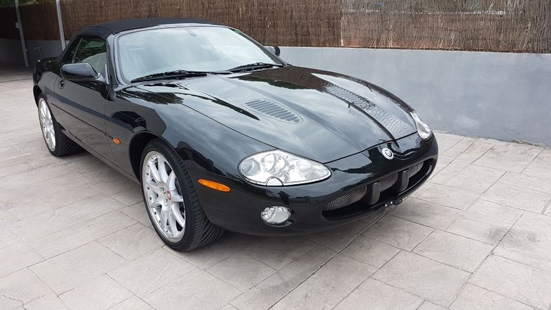 Jaguar XKR 2002 - foto 1