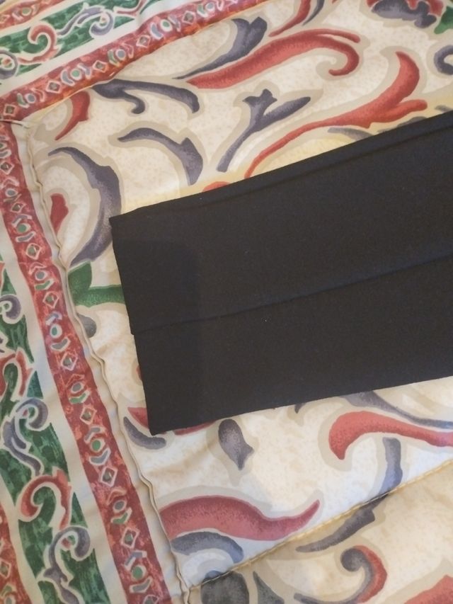 Pantalón Malla Zara