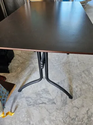 5 Juegos mesas y 20 sillas hosteleria bar