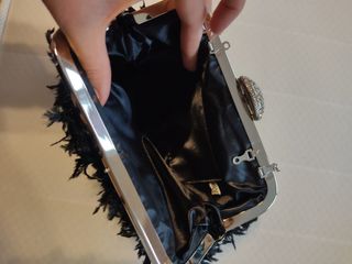 Bolsa / clutch, es totalmente nuevo.