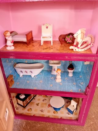 Casa muñeca de madera 