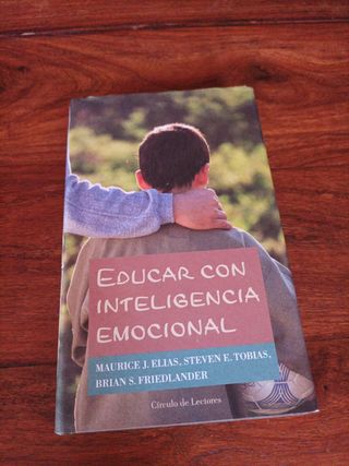 EDUCAR CON INTELIGENCIA EMOCIONAL 