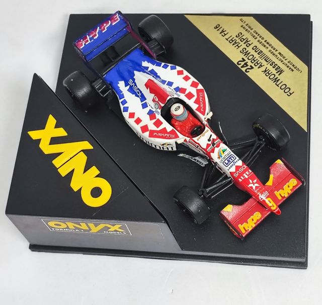 FOOTWORK ARROWS HART FA 16 M.PAPIS 1/43 ONYX 242