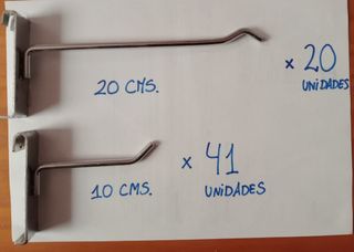 Ganchos metálicos para perfiles