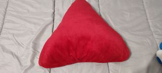 Cojín con forma de señal de tráfico