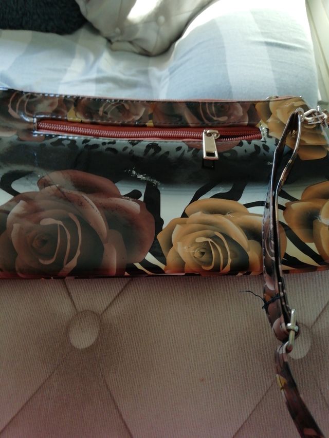 Bolso de plástico asa larga i se hace corta 