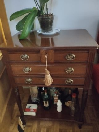 mueble para cubiertos