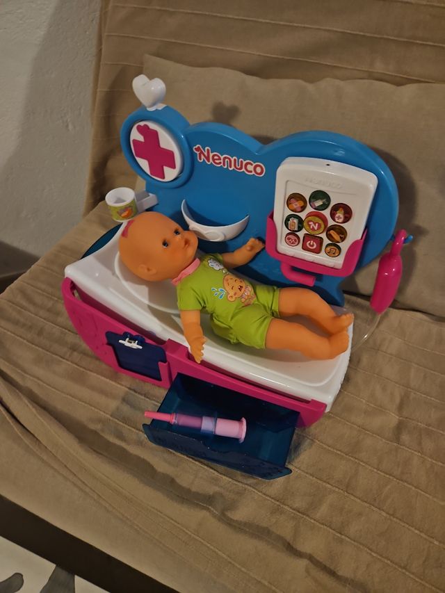Nenuco doctor que me pasa de segunda mano por 20 EUR en Meco en
