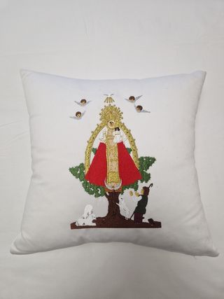 Cojin bordado