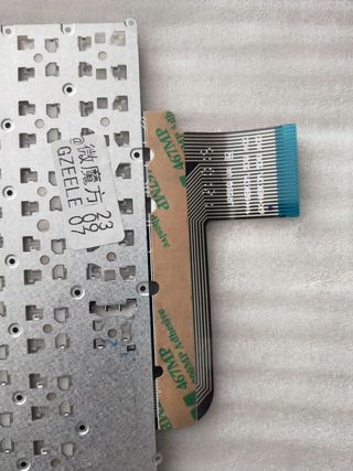 Teclado portátil Asus GZEELE