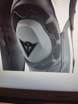 NUEVO Mono Airbag DAINESE para moto. AVRO D-AIR