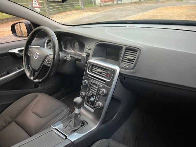 Volvo V60 1.6 D2 Kinetic 