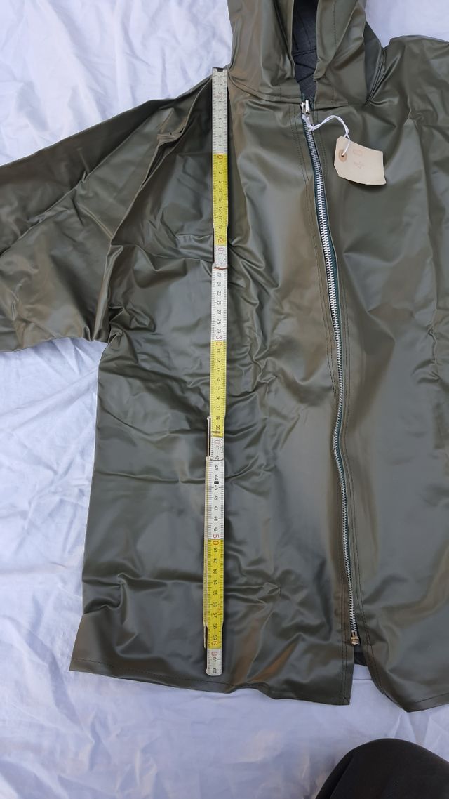 Impermeabile anni 70.Nuovo.Taglia 48.Giaccae panta