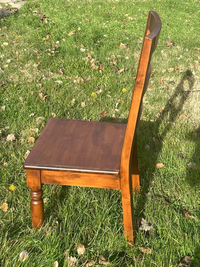 Mesa y sillas comedor rustico