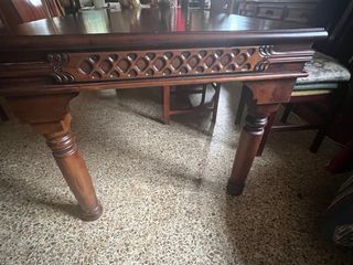 Mesa y sillas comedor rustico