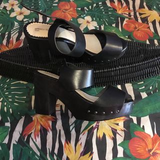 Sandalias de tacón Springfield negras n41