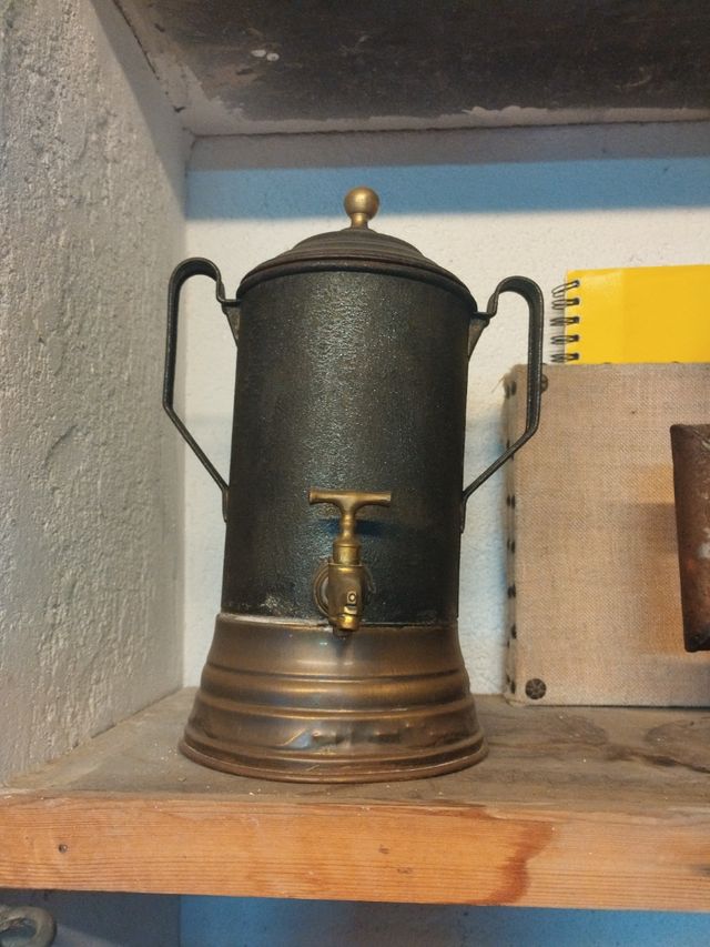Cafetera antigua
