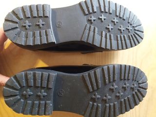 MOCASSINI VERNICE NERA CON GRANDE STRASS