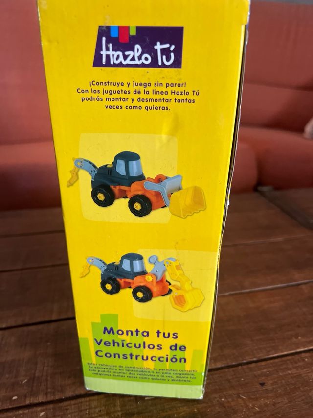 Monta tus vehículos de construcción