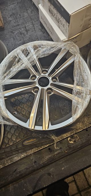 Llantas de aleacion aluminio Golf 7 año 2020