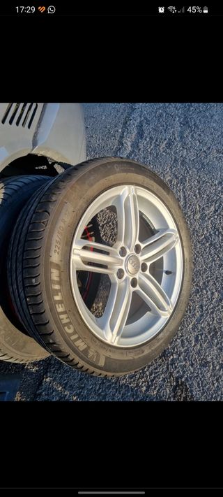 Llanta audi 17"