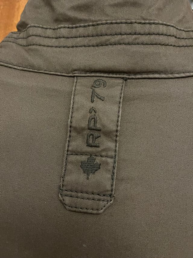 Trenca marca Redpoint en color marrón