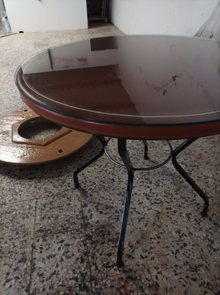 Mesa camilla redonda con patas hierro