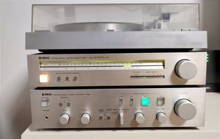 Cadena música Yamaha 550