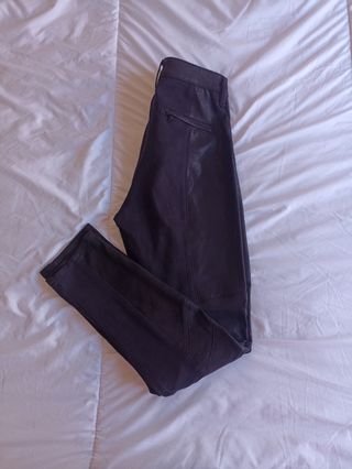 Pantalones pitillo de Black Orchid