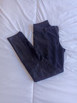 Pantalones pitillo de Black Orchid