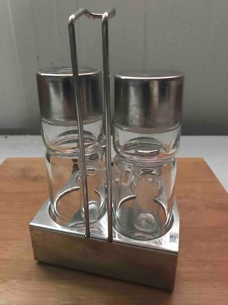 Aceitera-Vinagrera y especieros