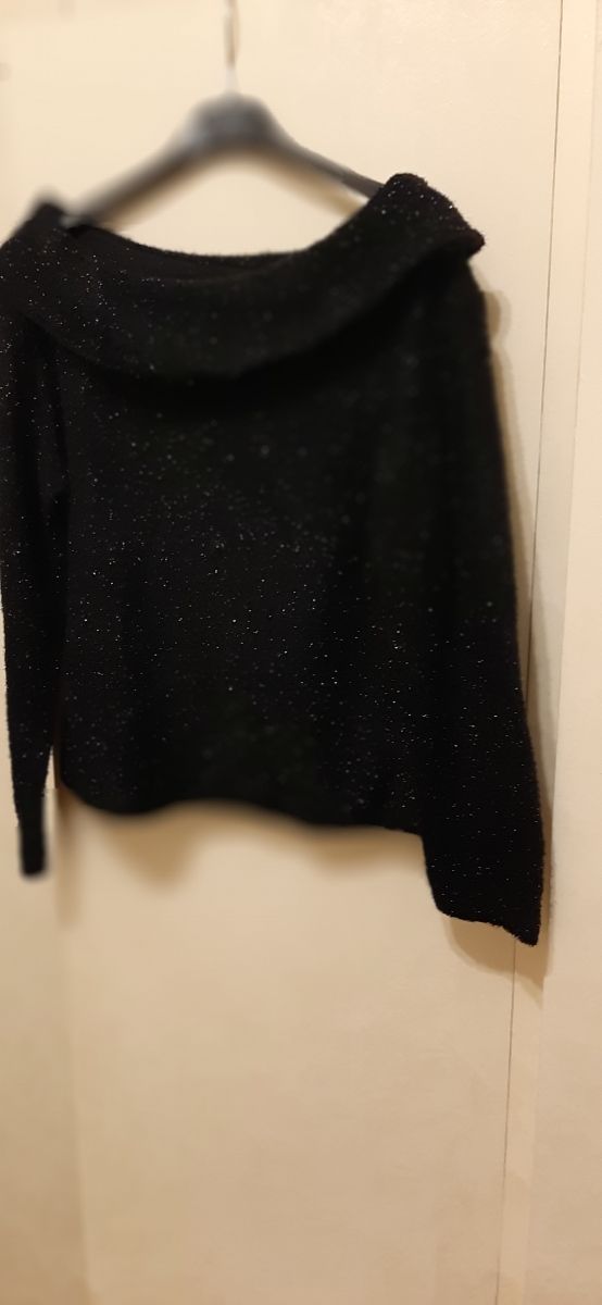 Maglia nera laminata