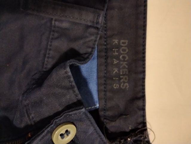 Pantalón azul Dockers 