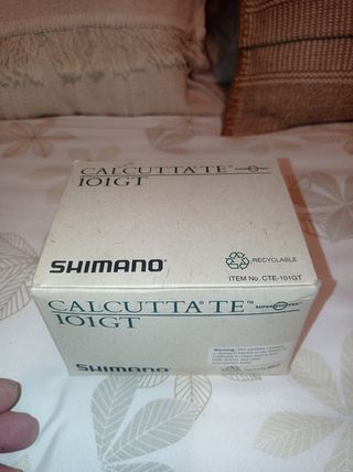 Carrete de pesca calcutta 101gt