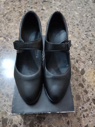 Zapatos abotinado piel "Lola Torres"