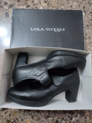 Zapatos abotinado piel "Lola Torres"