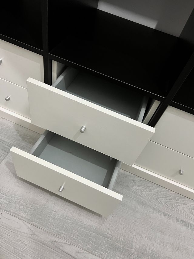 Estanteria grande cuadrada