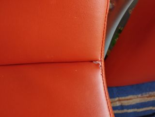 Silla con reposapiés
