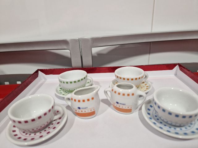 Juego té imaginarium de juguete de porcelana