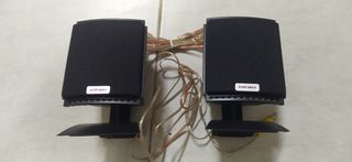 Vendo altavoces de sonido con pié, Nuevos